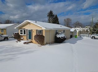 412 Cambridge Ave, South Lyon, MI 48178