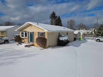 412 Cambridge Ave, South Lyon, MI, 48178