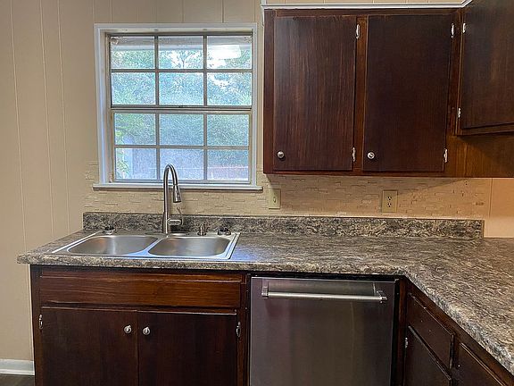 5th image of 5719 N Greenway Dr