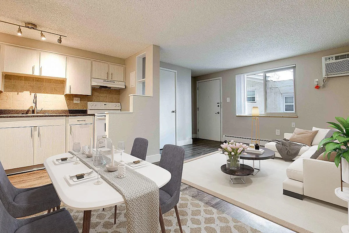 South Washington St Apts — Photo 1