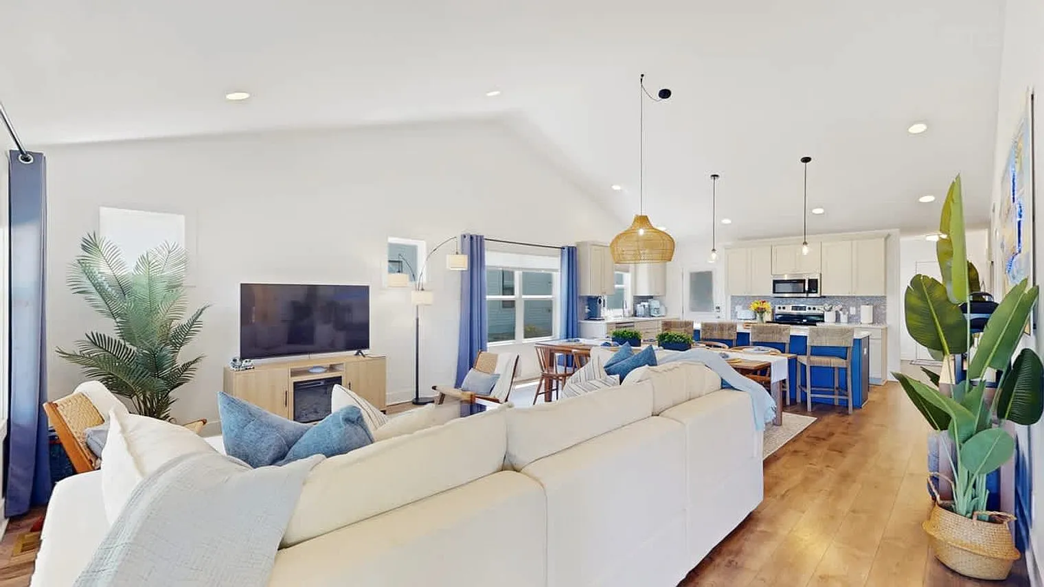 4 bed, 3.0 bath, 2281 sqft, $7,960 — Photo 1