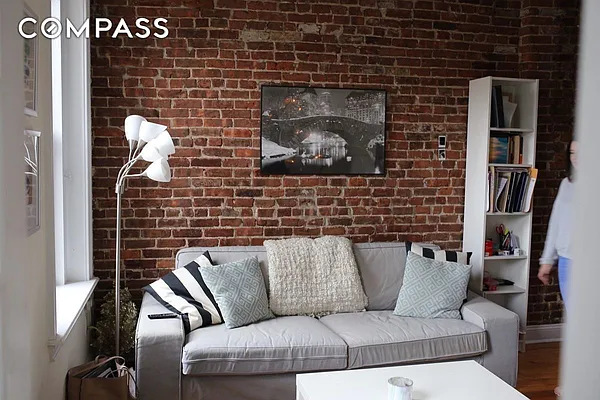 Rented by Compass | media 20