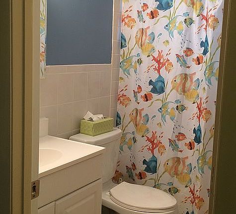 Bath with shower/tub