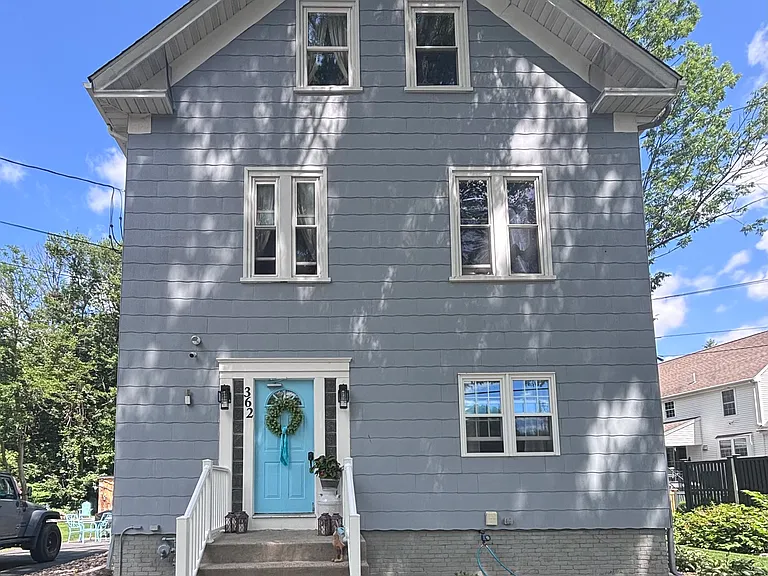 Mount Hope St — Photo 10