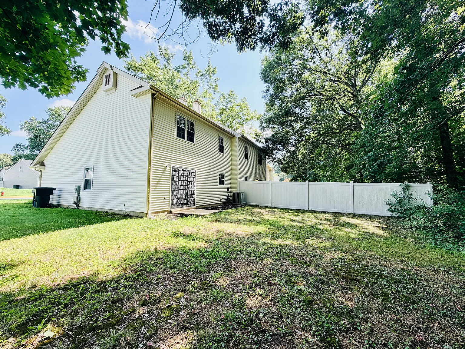 Wilkins- 168 Stoney Dr, Dover - 1 — Photo 2