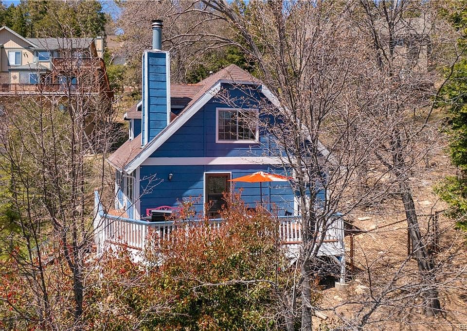 1st image of 27370 Peninsula Dr