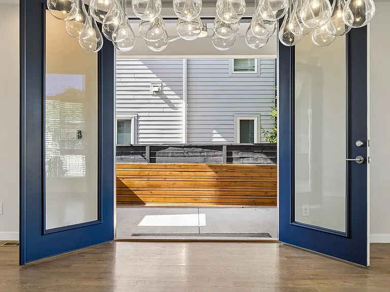 3215 S Dahlia St — Photo 10