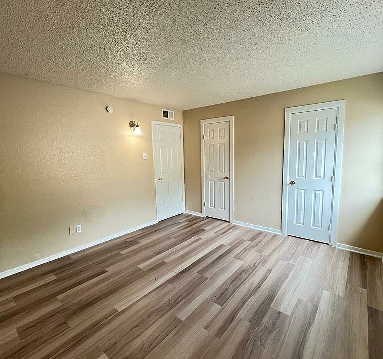 Handley Oaks Apartments 2120 Handley Dr Fort Worth TX Zillow