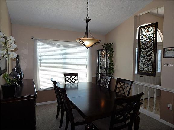 5th image of 10170 Barker Ave