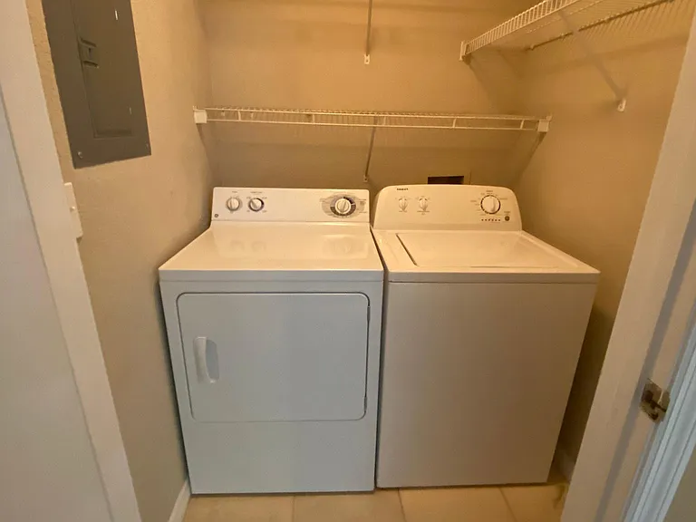5028 Park Central Dr #2131 — Photo 11