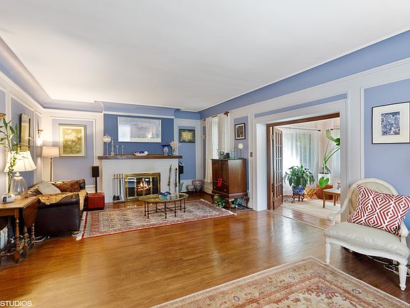 5th image of 5301 S Greenwood Ave