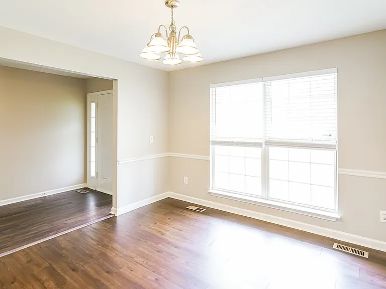 209 Briarcotes Cir — Photo 5