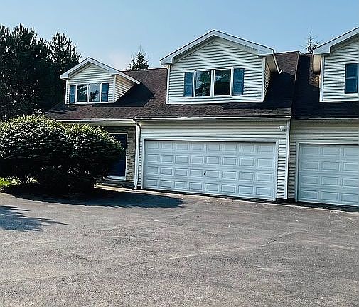 2nd image of 2701-2705 Lac De Ville Blvd