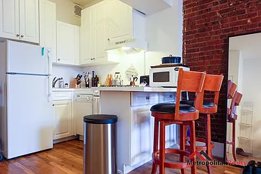 Rented by Metropolitan Realty