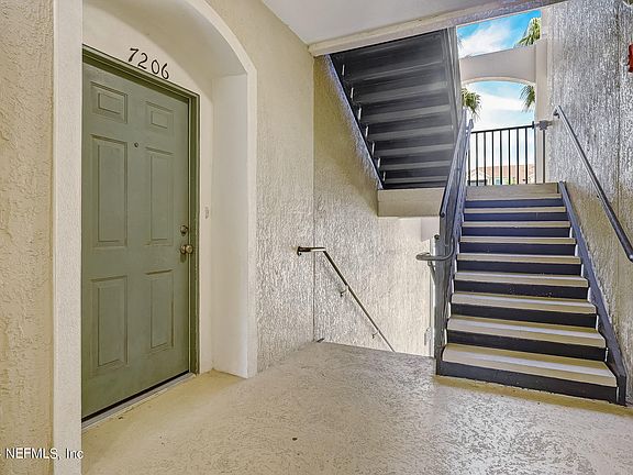 3rd image of 7801 POINT MEADOWS Drive #7206