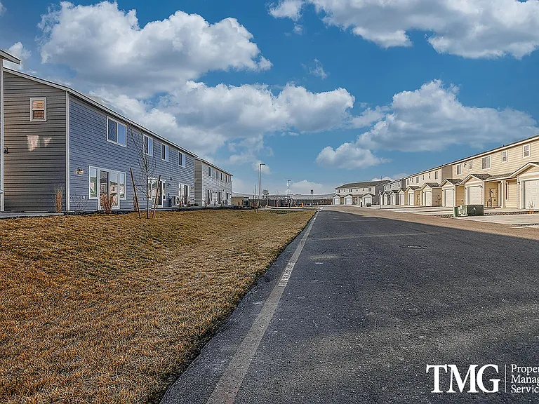 977 Creer Way #D-111 — Photo 31