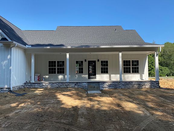 3rd image of 359 Courtney Ann Dr