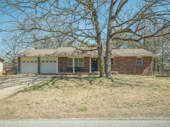 1711 Oak Ridge Drive, Neosho, MO 64850