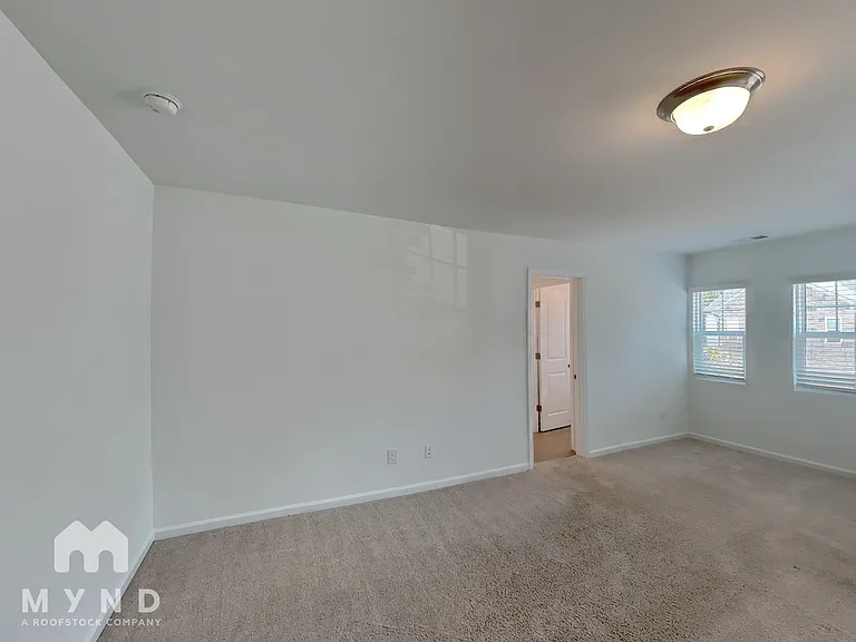 1392 Ben Park Way — Photo 8