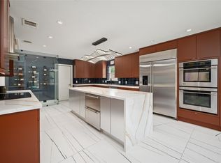 14919 Woodthorpe Ln, Houston, TX 77079