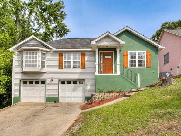 56 Woodlawn Ln, North Augusta, SC 29841