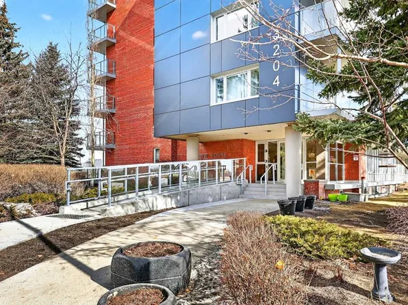 3204 W Rideau Pl SW #402, Calgary, AB T2S 1Z2