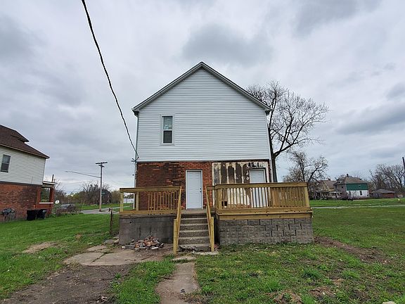 3rd image of 3127 Crane St #10765608