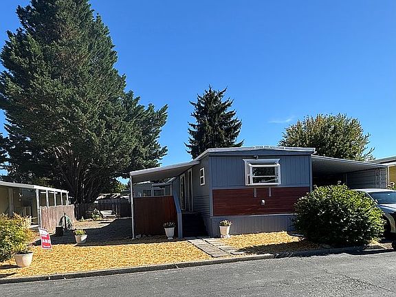 2nd image of 115 Brentwood Dr