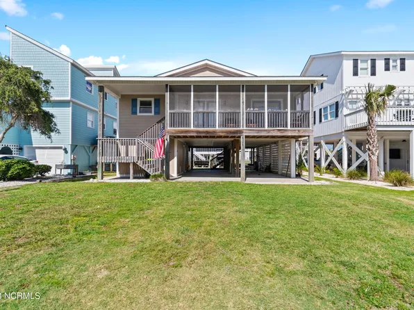 121 Charlotte Street, Holden Beach, NC 28462