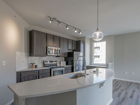 5151 Downtown Littleton Apartments Littleton Co Zillow