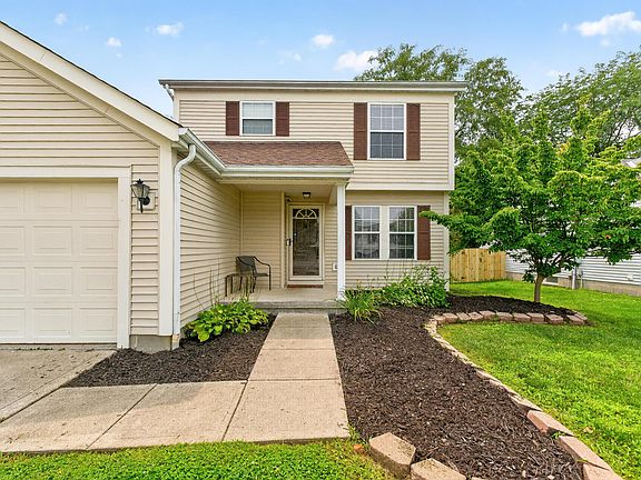 3rd image of 6935 Woody Ct