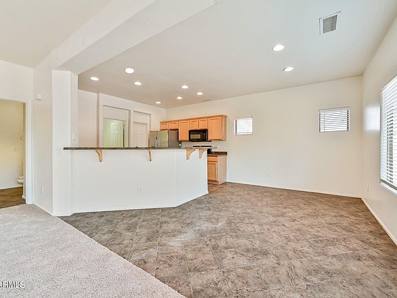 5th image of 43927 W Cypress Ln