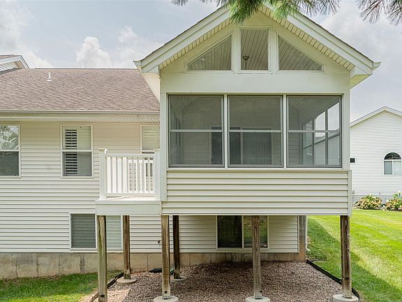 5th image of 1302 Huxel Dr