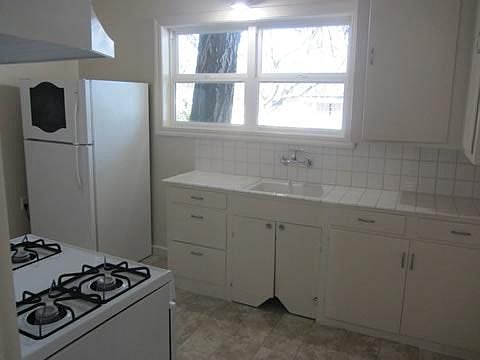 2nd image of 2 Bayview Ct