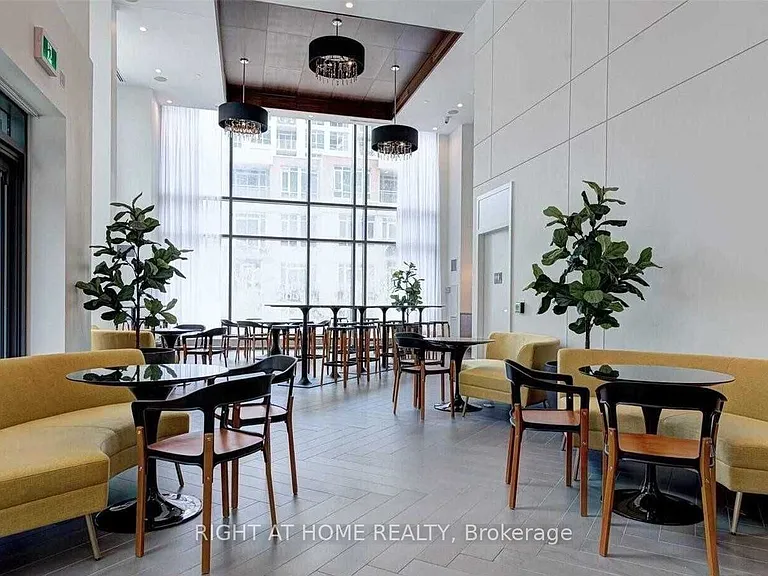 38 Iannuzzi St #511 — Photo 3