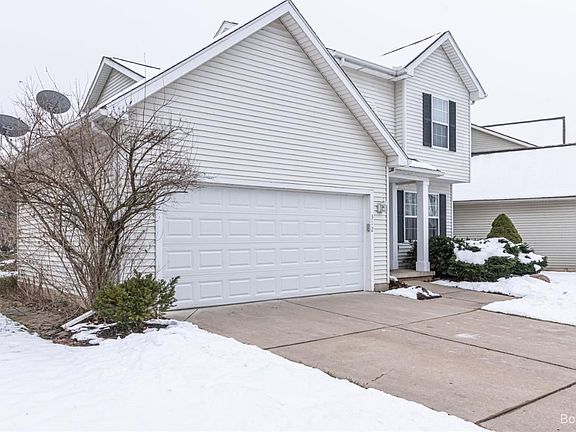 2nd image of 312 Cambridge Dr