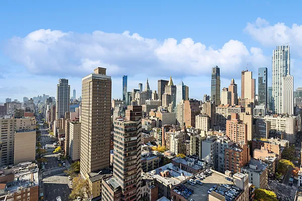 Sold by Douglas Elliman | media 5