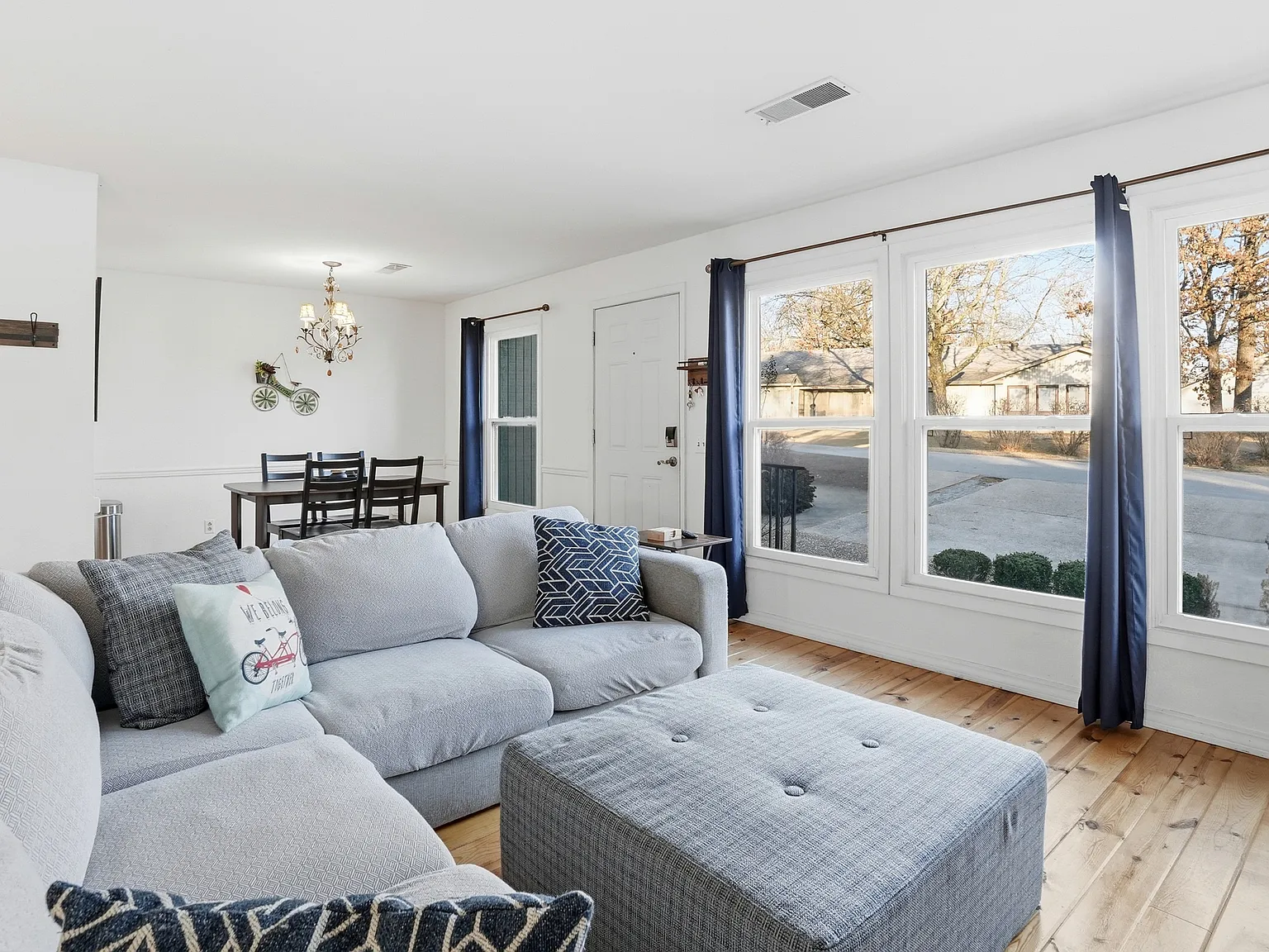 3 bed, 1440 sqft, $1,950 — Photo 3