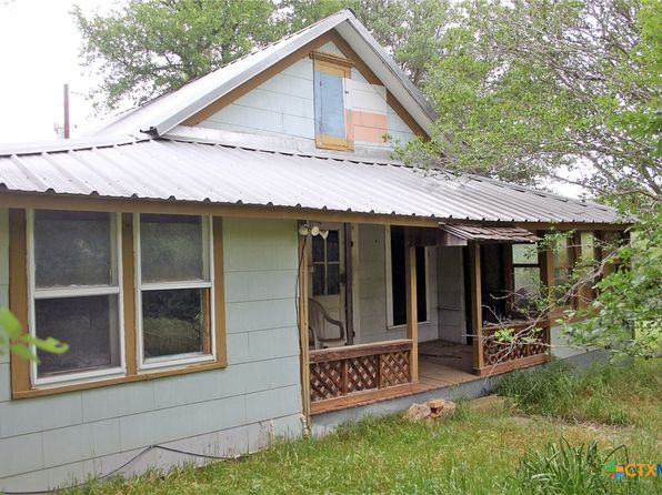 7887 Pettytown Rd, Red Rock, TX 78662