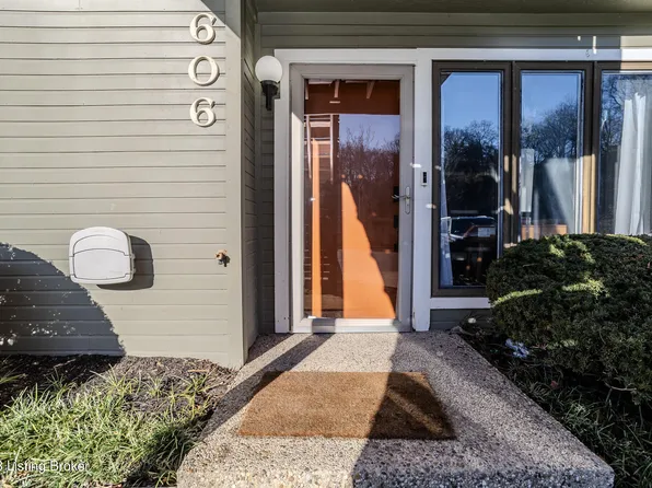 606 Ledgeview Park Dr, Louisville, KY 40206