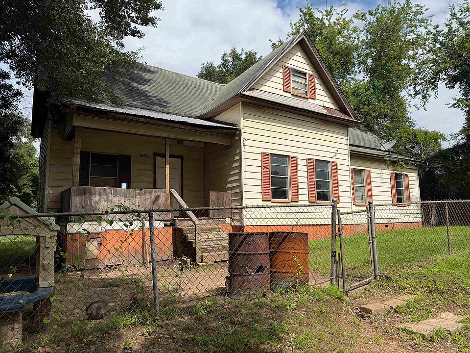 1st image of 1001 Twyman St