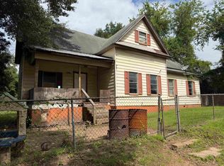 1001 Twyman St, Marshall, TX 75670