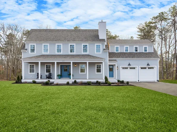 817 Race Lane, Marstons Mills, MA 02648