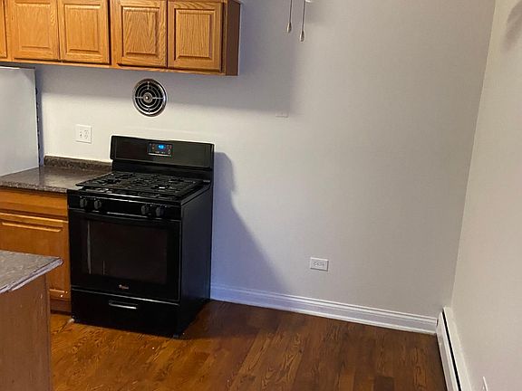 5th image of 1626 W Estes Ave 2e #2E