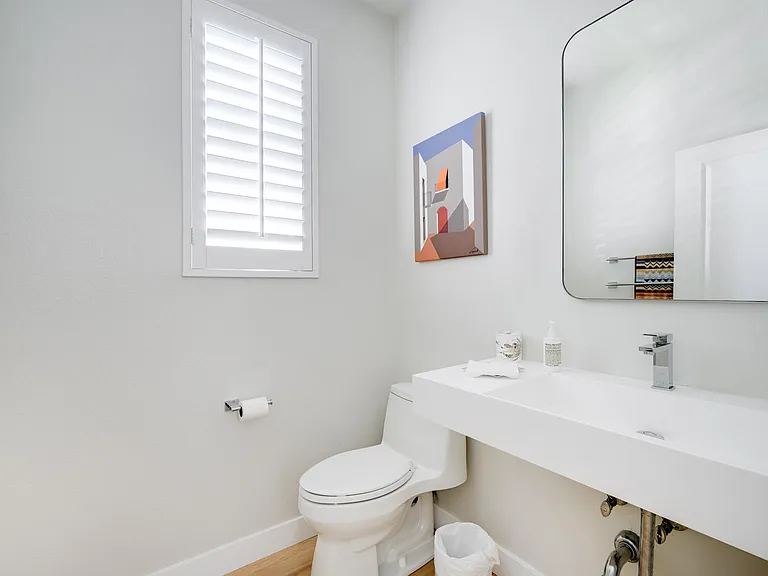 23315 Portland Ln — Photo 17