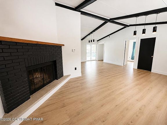 3rd image of 1215 Steele Cir #1215