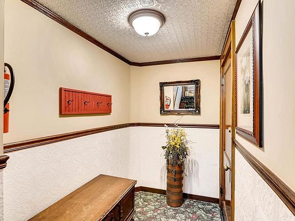 4th image of 3006 44th St W #5