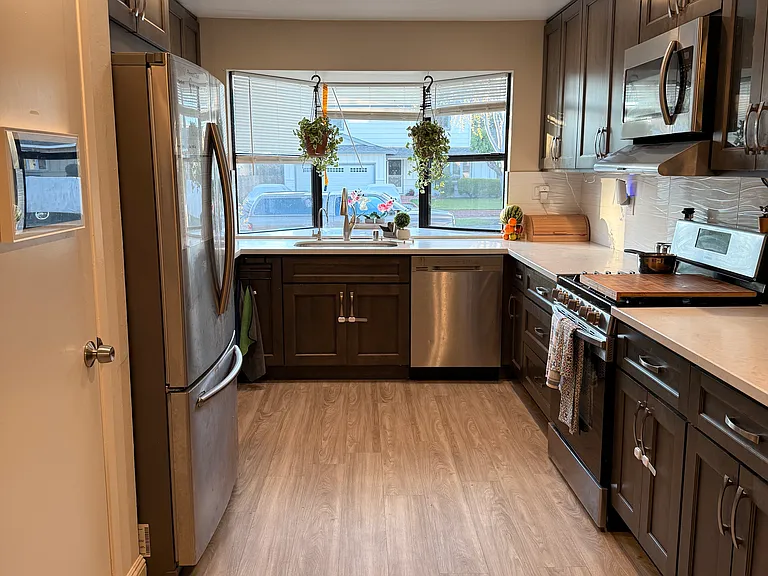 Drywood Ln — Photo 1