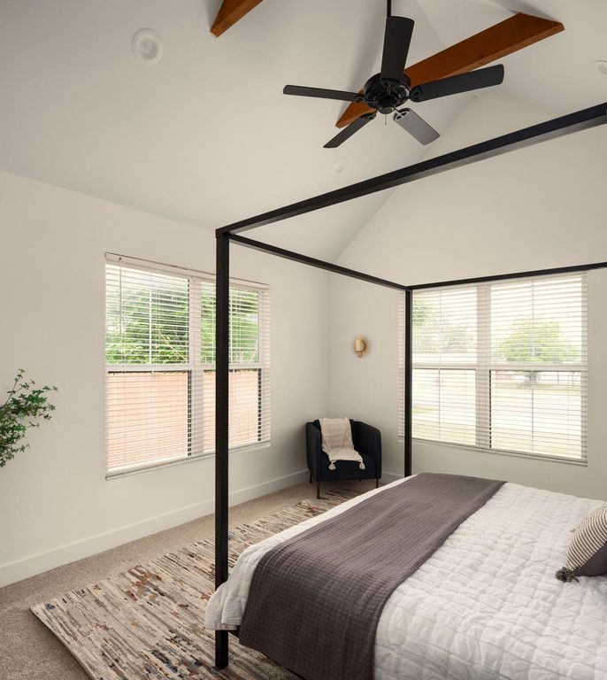 402 E Ash Dr, Johnson City, TX - View 5