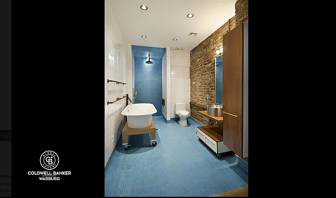 Rented by Coldwell Banker Warburg | media 8